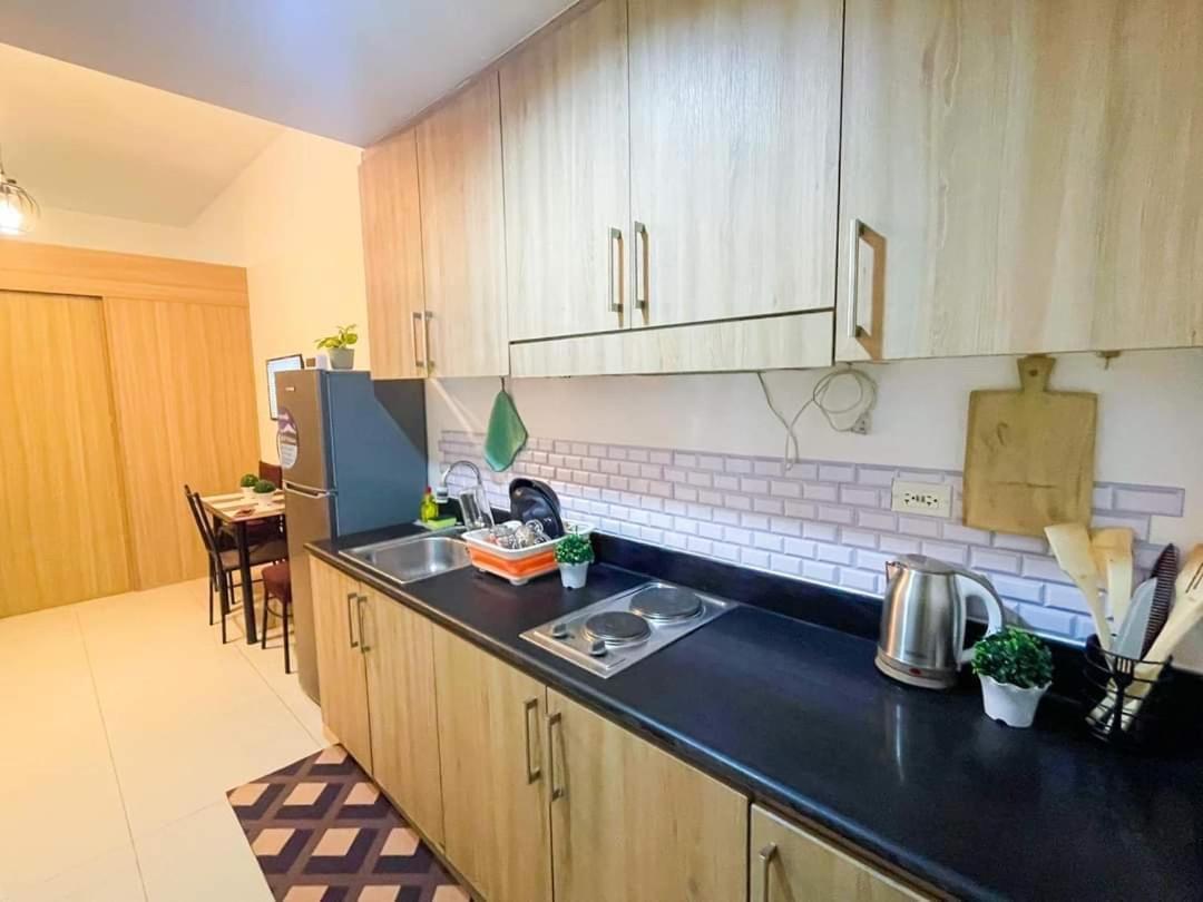 Shore Residences Tower D Манила Экстерьер фото